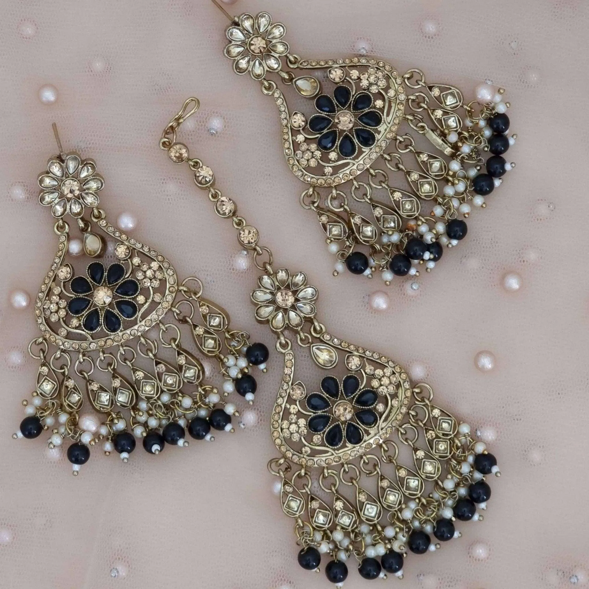 Antique Gold Statement Tikka Set